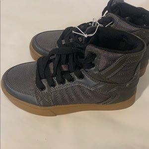 Boys shoes Boys and girls Small size 13